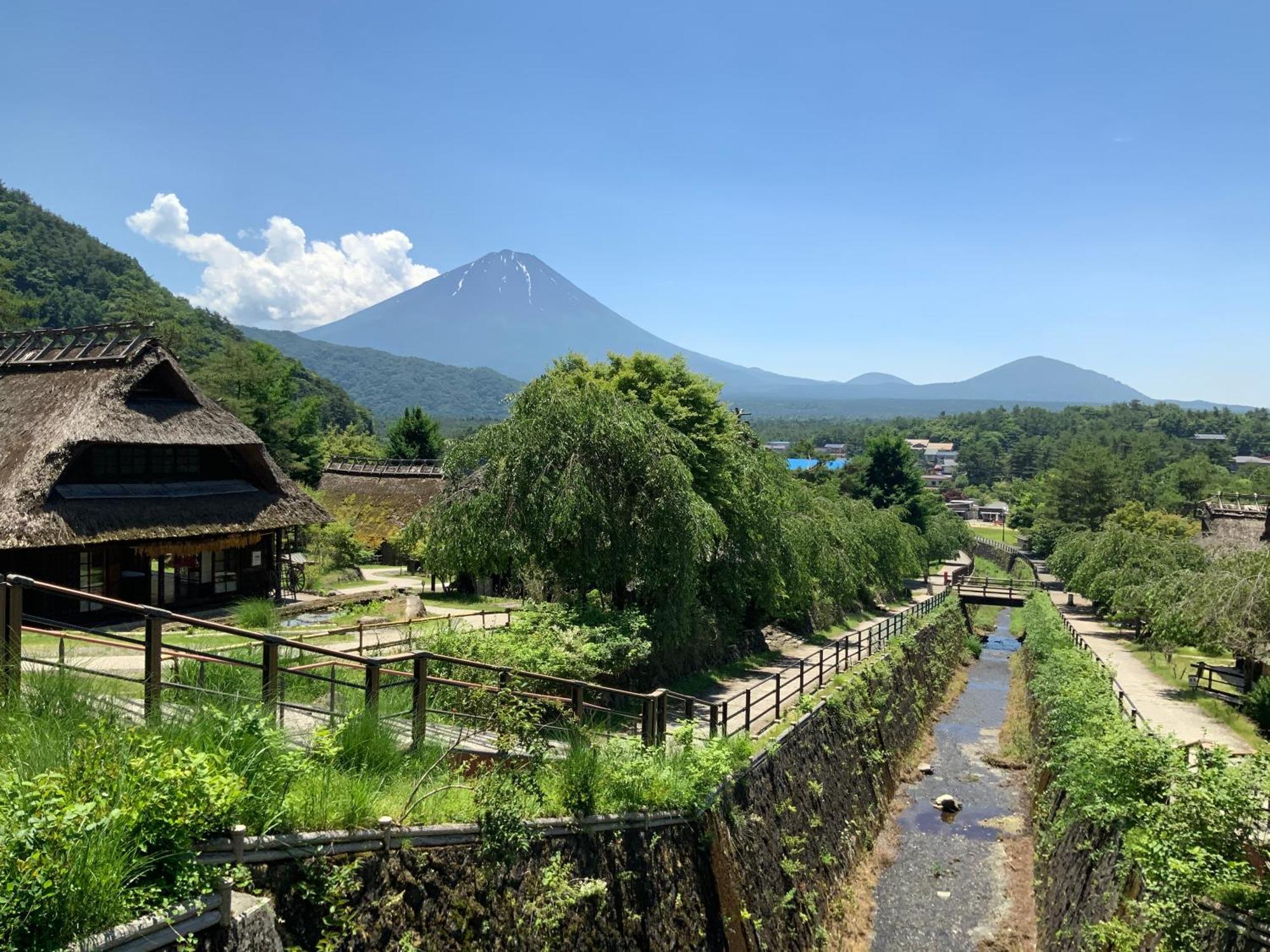 Kakureyado Fujikawaguchiko Bed and Breakfast Buitenkant foto